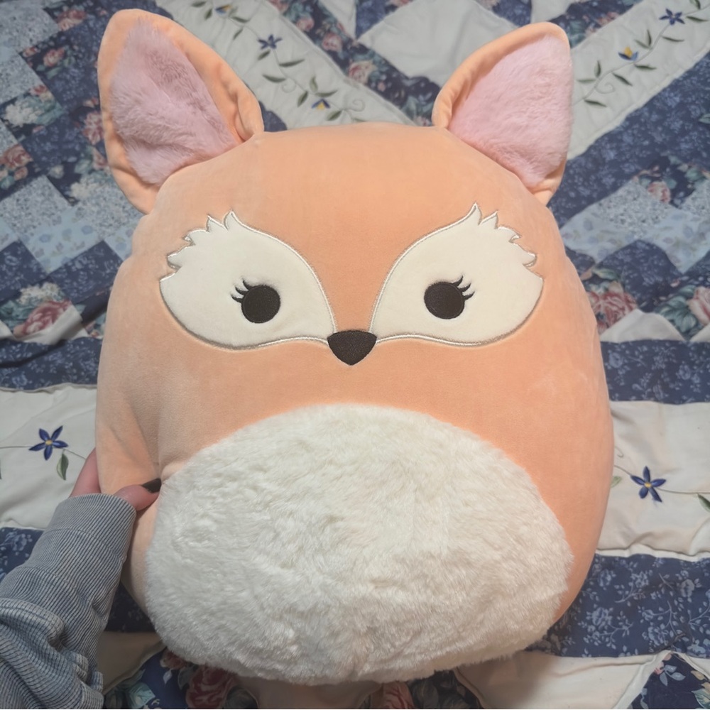 Squishmallow: Pace the fennec fox